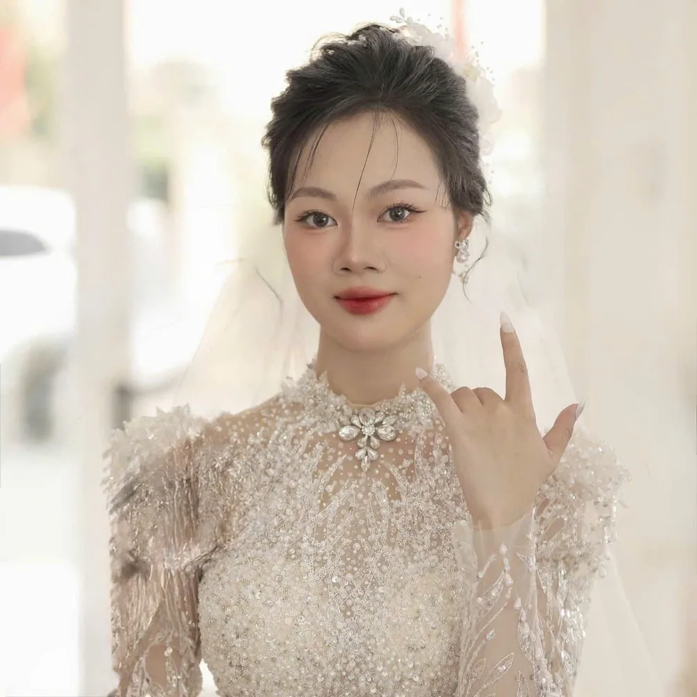 Nguyễn Thị Thu Hằng